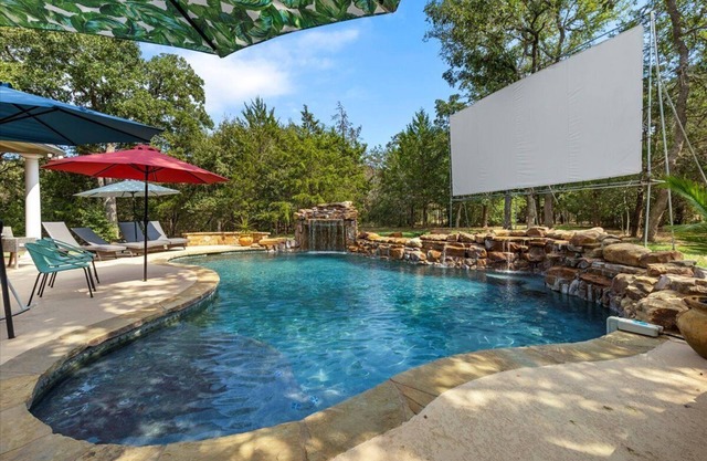 Mesquite Retreat: Close to Austin and COTA: Fun, Family, and Friends,