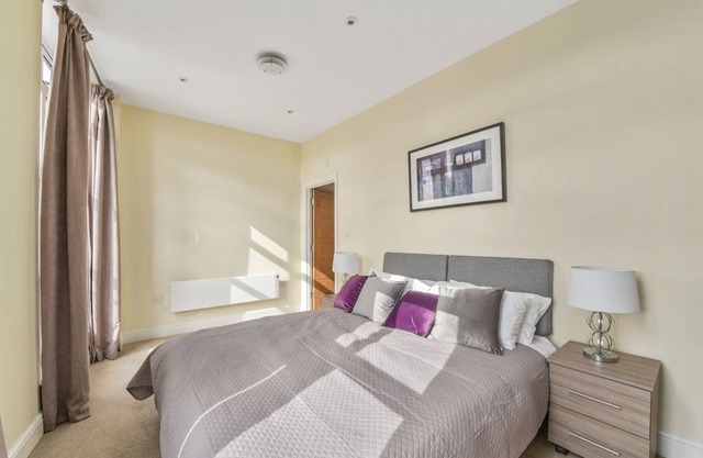 MH-Victoria House 01- Luxury 2 Bedroom Apartment Central Maidenhead