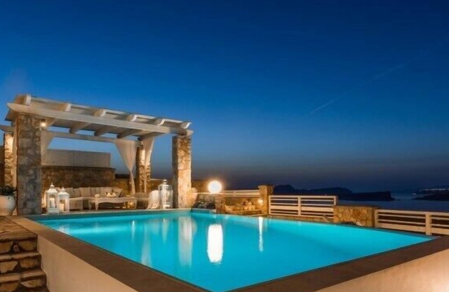 Michaela Residence Santorini