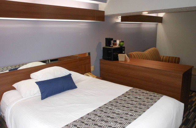 Microtel Inn & Suites by Wyndham Sioux Falls