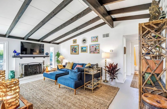 Mid-Century Modern Bungalow *30+ Day Rental*