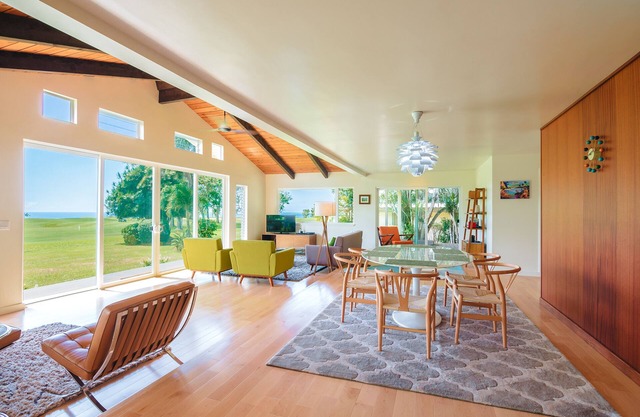 Mid-century Remodeled Spectacular Ocean Views! 10% Discount for Week+ Stays!