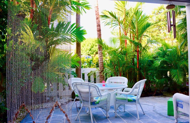 Mid-Term Stays in Gorgeous Condon Kona, Big Island