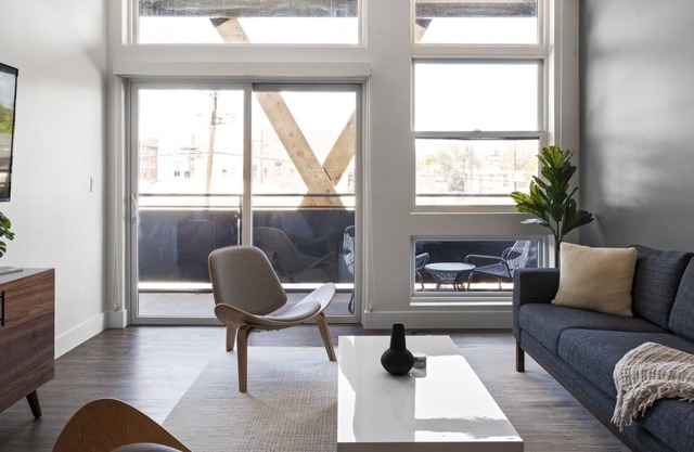 Mile High Muse Lifestyle Loft | Espadín LoHi