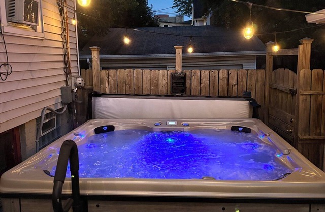 Milwaukee Bayview Getaway with Private Hot Tub