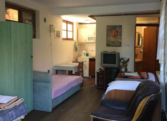 Mini Apartman