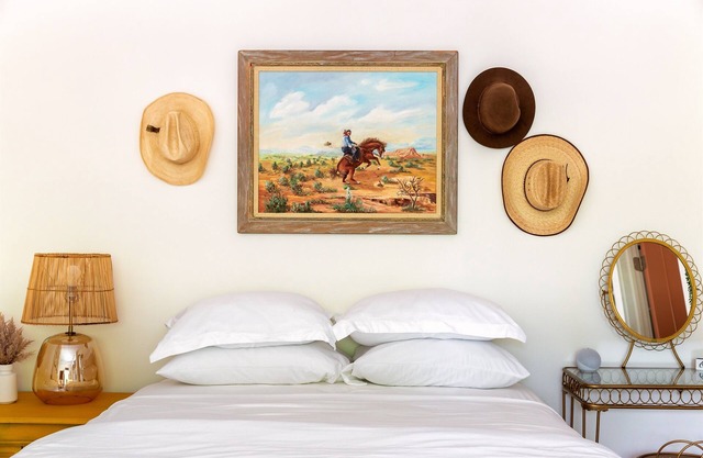 Mins by Car to Downtown Nashville | Walk to Dining & Bars | Dog-Friendly*