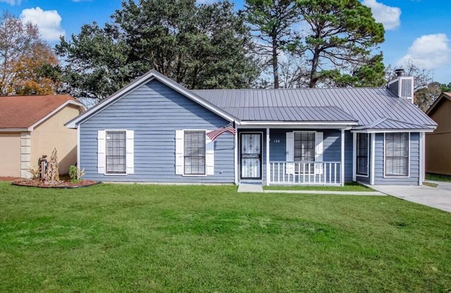 Mins to Downtown & Islands! Robinhood Cottage