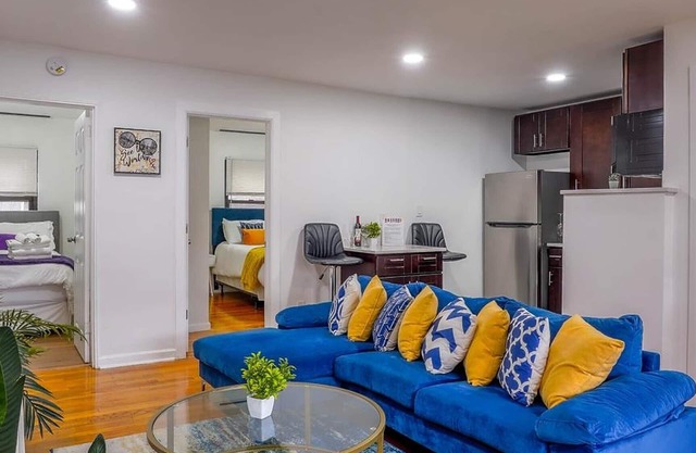 ★Mint 2 Bd Apt | 10 min to American Dream Mall | Near NYC & EWR Airport★
