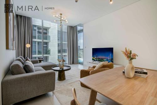 Mira Holiday Homes - Luxury 1 bedroom in District One