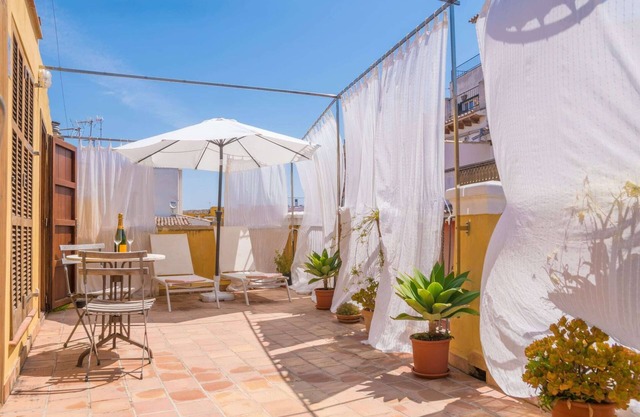 Miraclet - Adults Only - House In Palma. Free Wifi