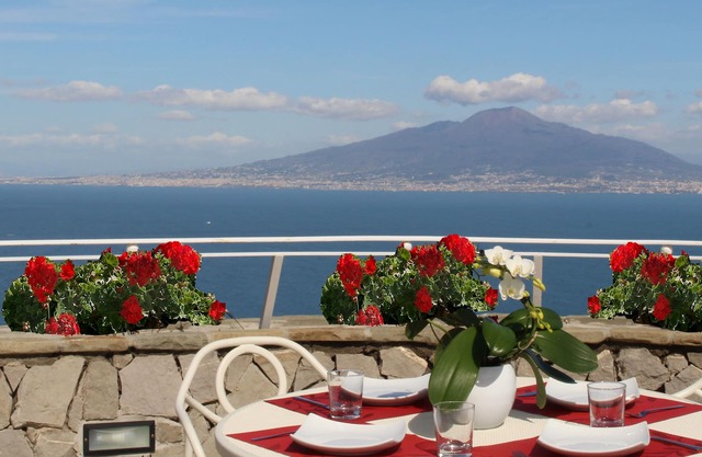 MiraSorrento, romantic view on the bay of Naples