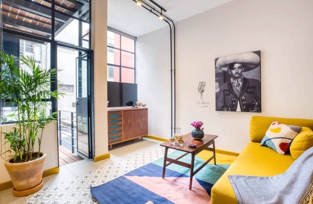 Miravalle I 1 BDR Next to Parque Mexico in Condeza