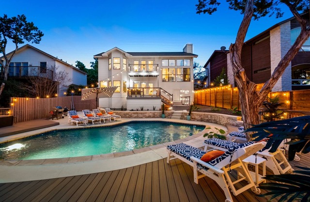 Misty Hill ~Best View in Austin~ Luxury Pool Oasis