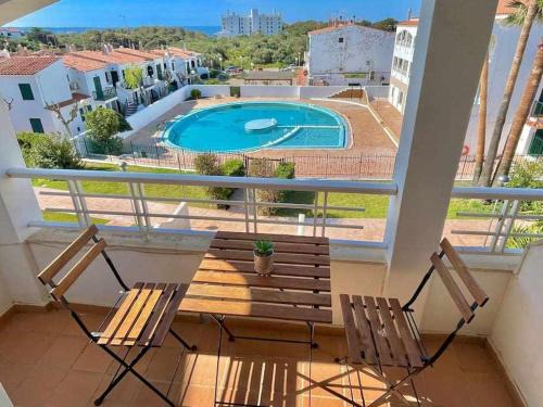 Mitjaneta - Apartamento con piscina