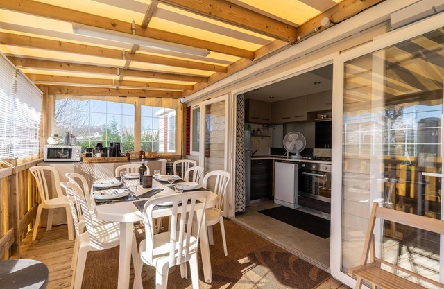 Mobile Home with Private Terrace, Private Garden and Air Conditioning