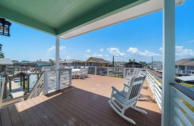 Moby Dick's - House on the Canal!nJamaica Beach!nBrand New Property! 6BR/5.5BA