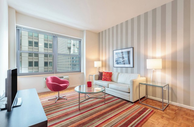 Modern 1 Bedroom Near Grove Street PATH