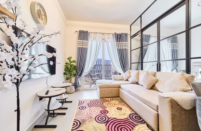Modern 1BR Retreat in Dubai Hills | Prime Location