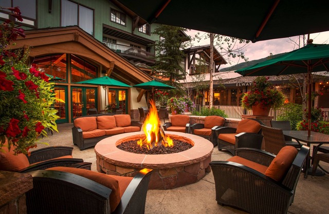 Modern 2 BR Condo Lodge at Vail, Walk to Gondola by RedAwning - Save 20% on 7+ Nights!