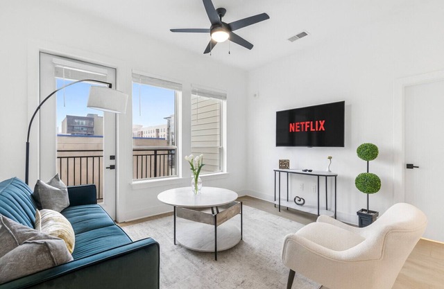 Modern 2BR Condo Near Railroad Park & UAB