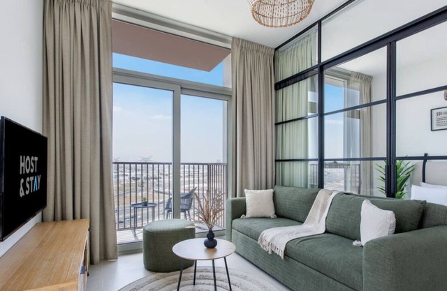 Modern 2BR Gem In Dubai Hills