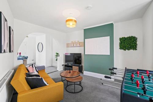 Modern 3 bed house in Nottingham - Sleeps 5