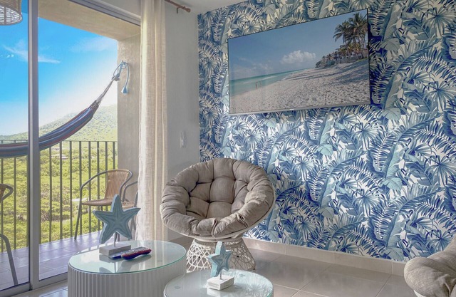 Modern 3BR /2 baths Apartment with Breathtaking Sierra Nevada Panorama in Bello Horizonte