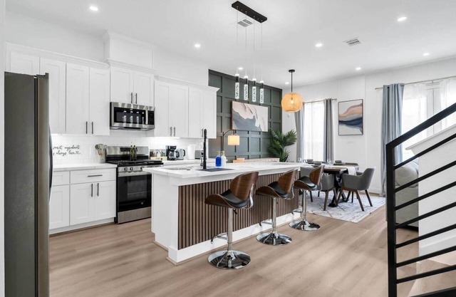 Modern 3BR Home - Med Center, NRG, Zoo, Downtown