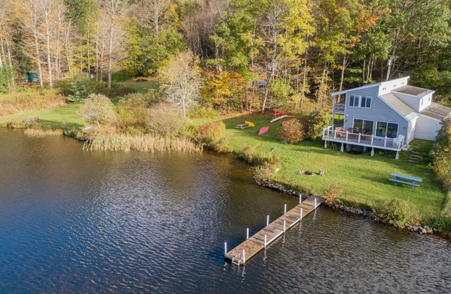 Modern 4 bedroom lakefront house in The Berkshires.