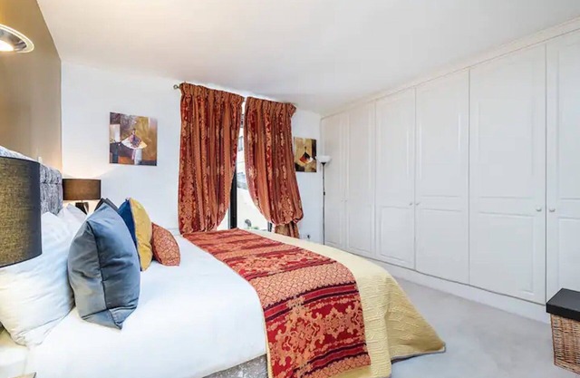 Modern, Aesthetic 2bed 2bath, South Kensington