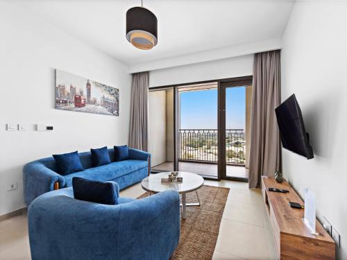 Modern and Classic 1BDR In Downtown Views-14