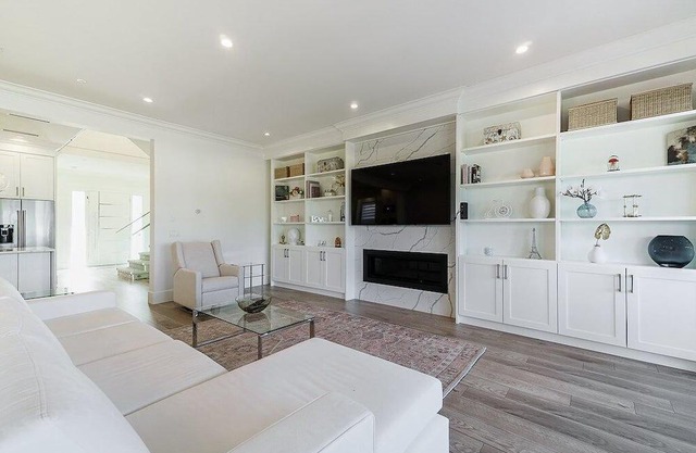 Modern and Spacious Home
