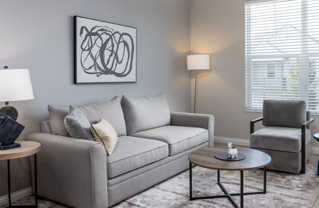 Modern Apartment in Prime Location (ID4410X01)