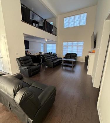Modern Bay Vista Getaways