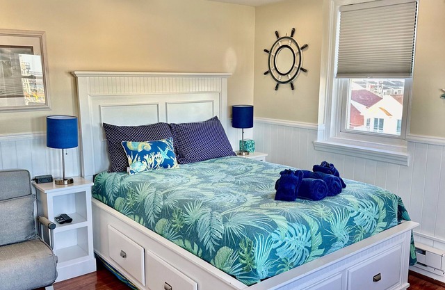 Modern Beach Ocean View Condo, Ocean City, NJ, 600 Ft from Beach & Turnkey!