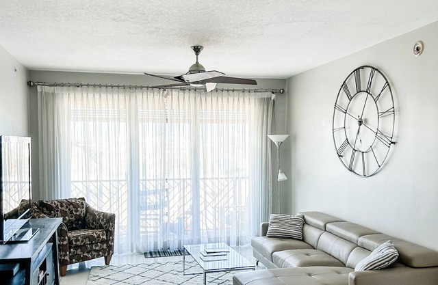 Modern beautiful condo in the heart of Delray Beach off Atlantic Ave