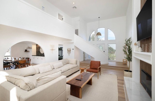 Modern Boho 5BR W Pool+Six flags