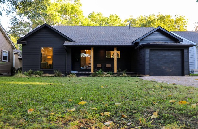 Modern bungalow-10 min walk from Dallas Arboretum