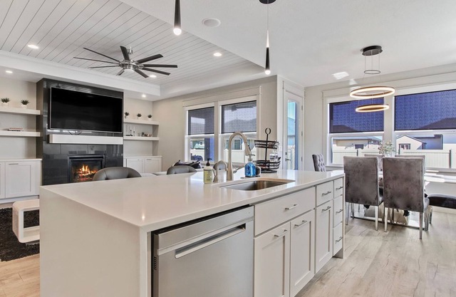 Modern Comfort Abode | Nampa ID