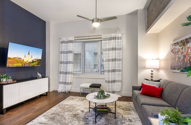 Modern Condos - Near main NOLA attractions
