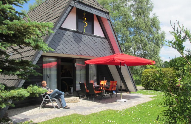 Modern country house furnishings, idyllic location, no energy costs, wifi