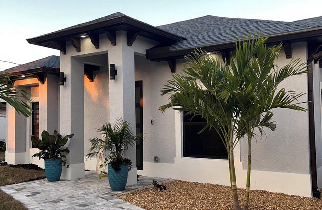 Modern Cozy Retreat, Peaceful and Prime Location