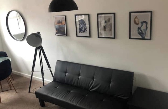 Modern Furnished Apartment