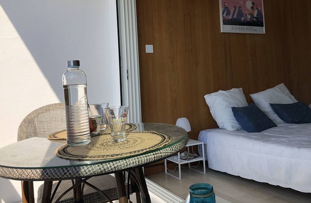 Modern haven of peace 2 steps from the sea
