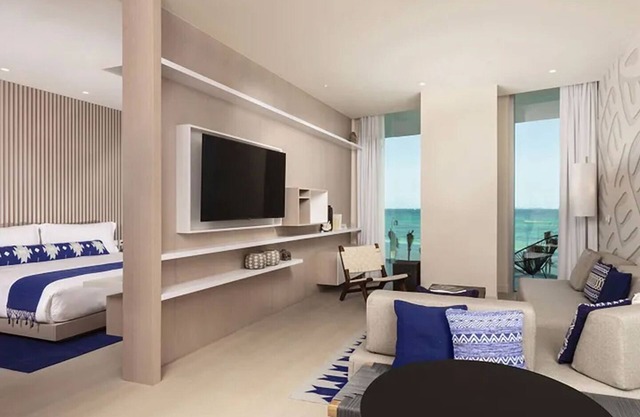 Modern Luxe Stay | Terrace with Stunning Views of of the Caribbean!