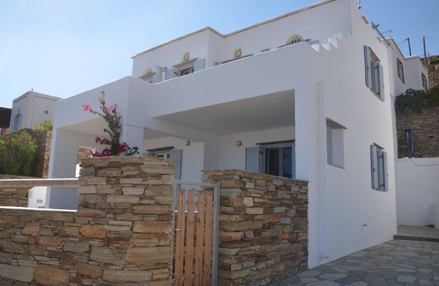 Modern new villa with Aegean and Mykonos View