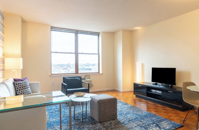 Modern One Bedroom in Hoboken Waterfront Building