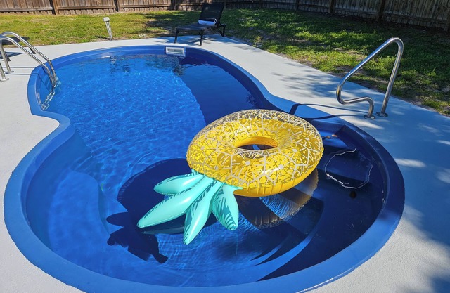 Modern Pool Home- 19th Ave