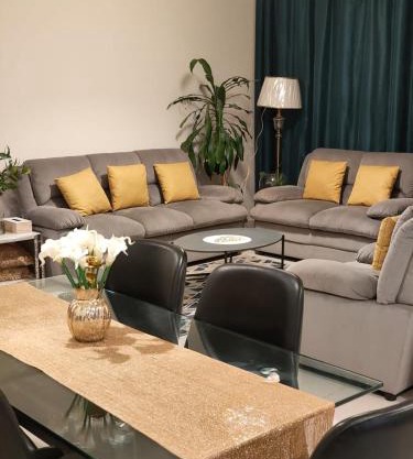 Modern Space in Prime Location